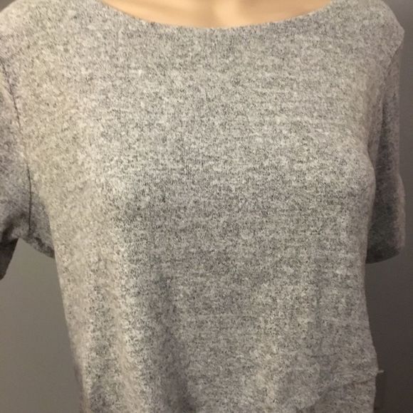 NWT Hye Park & Lune Tulip Hem Sweatshirt - Picture 2 of 7